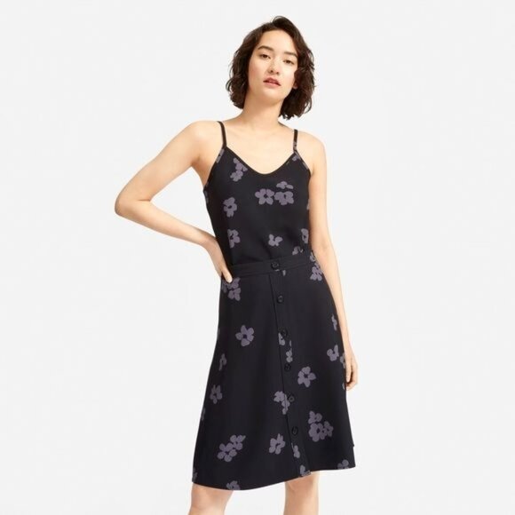 Everlane Dresses & Skirts - Everlane Japanese Goweave Floral Button Front Midi Swing Skirt Navy Blue 16